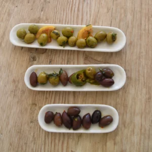 כלי זיתים מאורכת